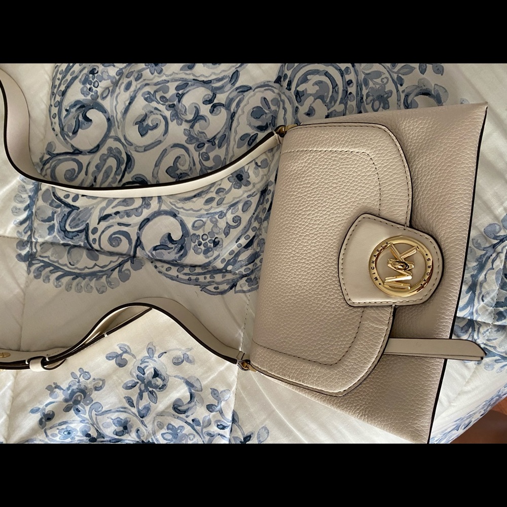 Beautiful MK purse NEW - Picture 4 of 8